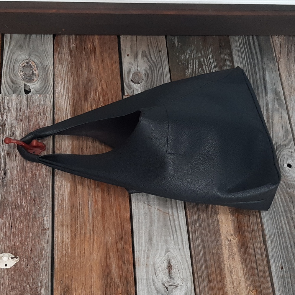 NWT BANANA REPUBLIC Vegan Leather Slouchy Tote  "BLACK"